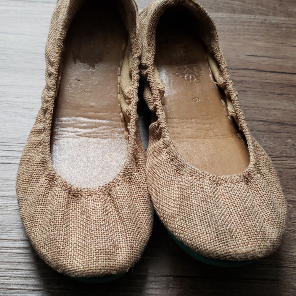 Brentwood Vegan Tieks Size 6